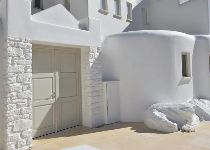 Divine - 10 Bedrooms In Ornos, Tennis Court Βίλα