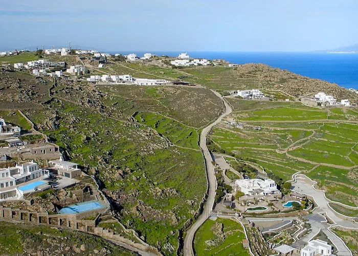 Divine - 10 Bedrooms In Ornos, Tennis Court Villa Ornos (Mykonos)