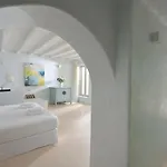 Divine - 10 Bedrooms In Ornos, Tennis Court *