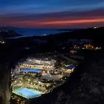 빌라 Divine - 10 Bedrooms In Ornos, Tennis Court