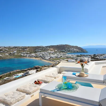 ヴィラ Divine - 10 Bedrooms In Ornos, Tennis Court オルノス