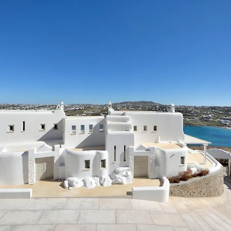 ヴィラ Divine - 10 Bedrooms In Ornos, Tennis Court