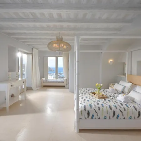 ヴィラ Divine - 10 Bedrooms In Ornos, Tennis Court