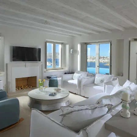 Divine - 10 Bedrooms In Ornos, Tennis Court ヴィラ *