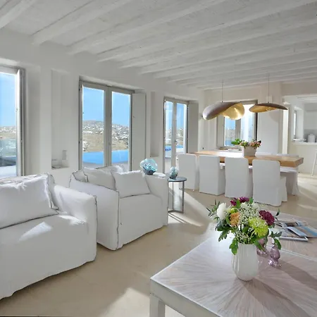 Divine - 10 Bedrooms In Ornos, Tennis Court ヴィラ
