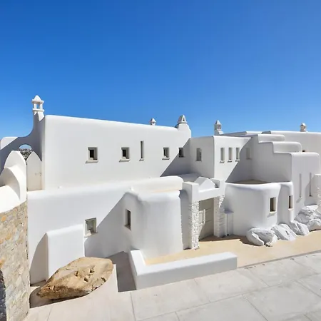 Divine - 10 Bedrooms In Ornos, Tennis Court オルノス