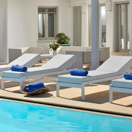 Divine - 10 Bedrooms In Ornos, Tennis Court ヴィラ *
