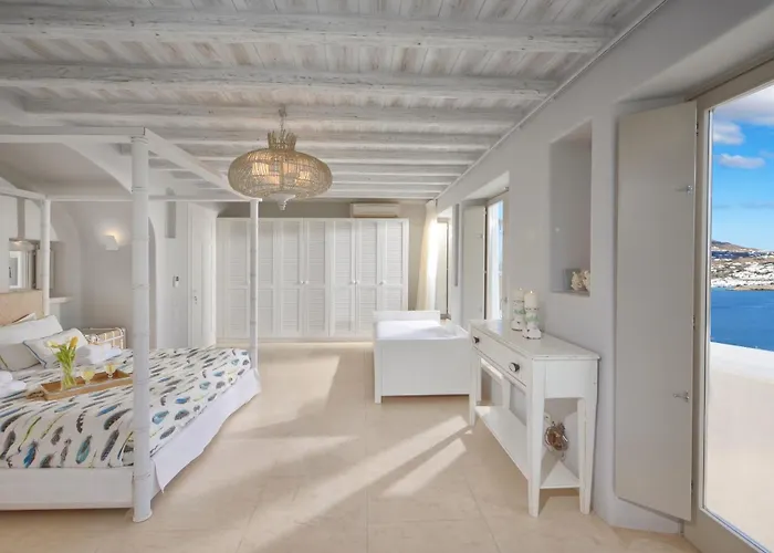 Villa Divine - 10 Bedrooms In Ornos, Tennis Court