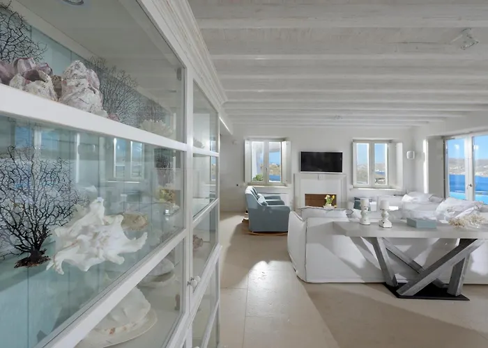 Divine - 10 Bedrooms In Ornos, Tennis Court * אורנוס