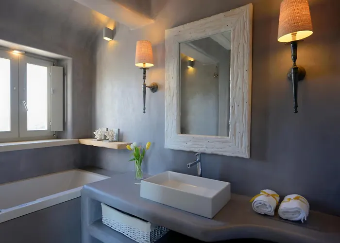 Divine - 10 Bedrooms In Ornos, Tennis Court *