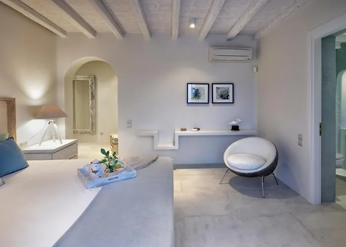 Divine - 10 Bedrooms In Ornos, Tennis Court *