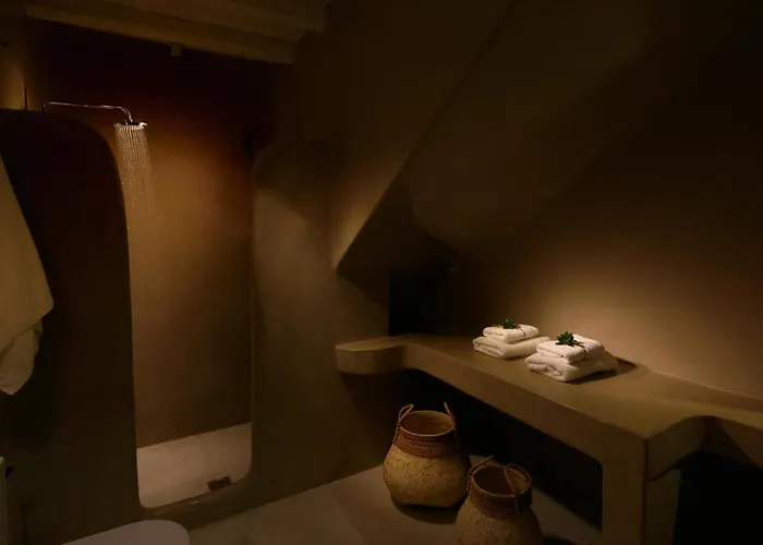 Divine - 10 Bedrooms In Ornos, Tennis Court