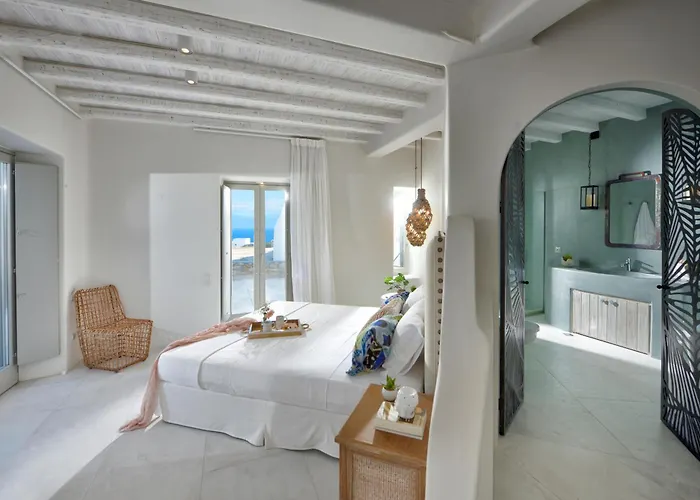 Villa Divine - 10 Bedrooms In Ornos, Tennis Court *