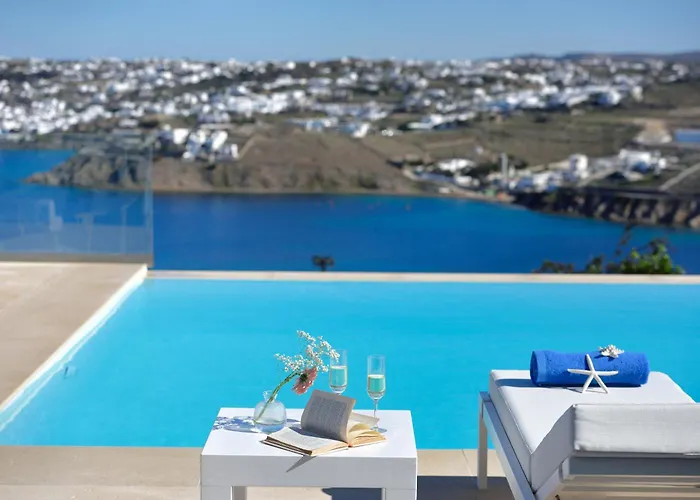 Divine - 10 Bedrooms In Ornos, Tennis Court אורנוס